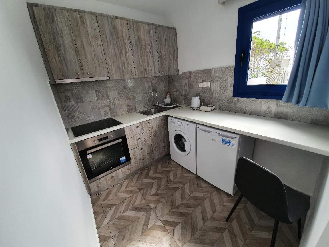 Edem House Finikas Apartment Loutro Bagian luar foto