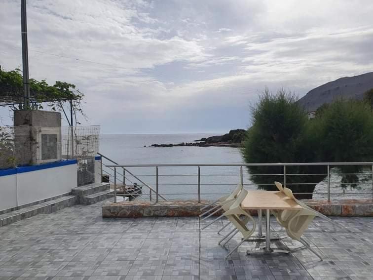 Edem House Finikas Apartment Loutro Bagian luar foto
